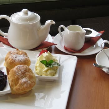 Psychic Afternoon with Cream Tea